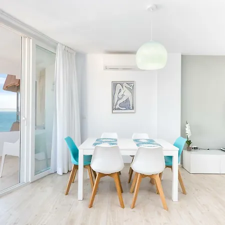 Seafront La Malagueta Ii Apartment